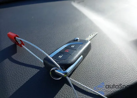 2021 Toyota Rav4 Hybrid Le из США, поврежденный, VIN 4T3MWRFV2MU045191